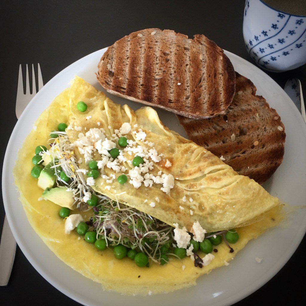 Omelet with Avocado, Fresh Peas and Feta