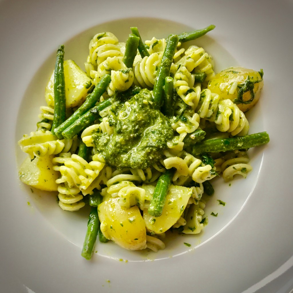 Pasta with Pesto, Green Beans and Potatoes