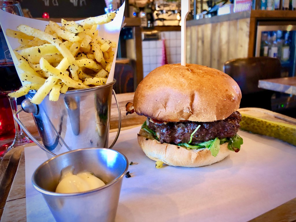 Firma Pickles – Markthal, Rotterdam