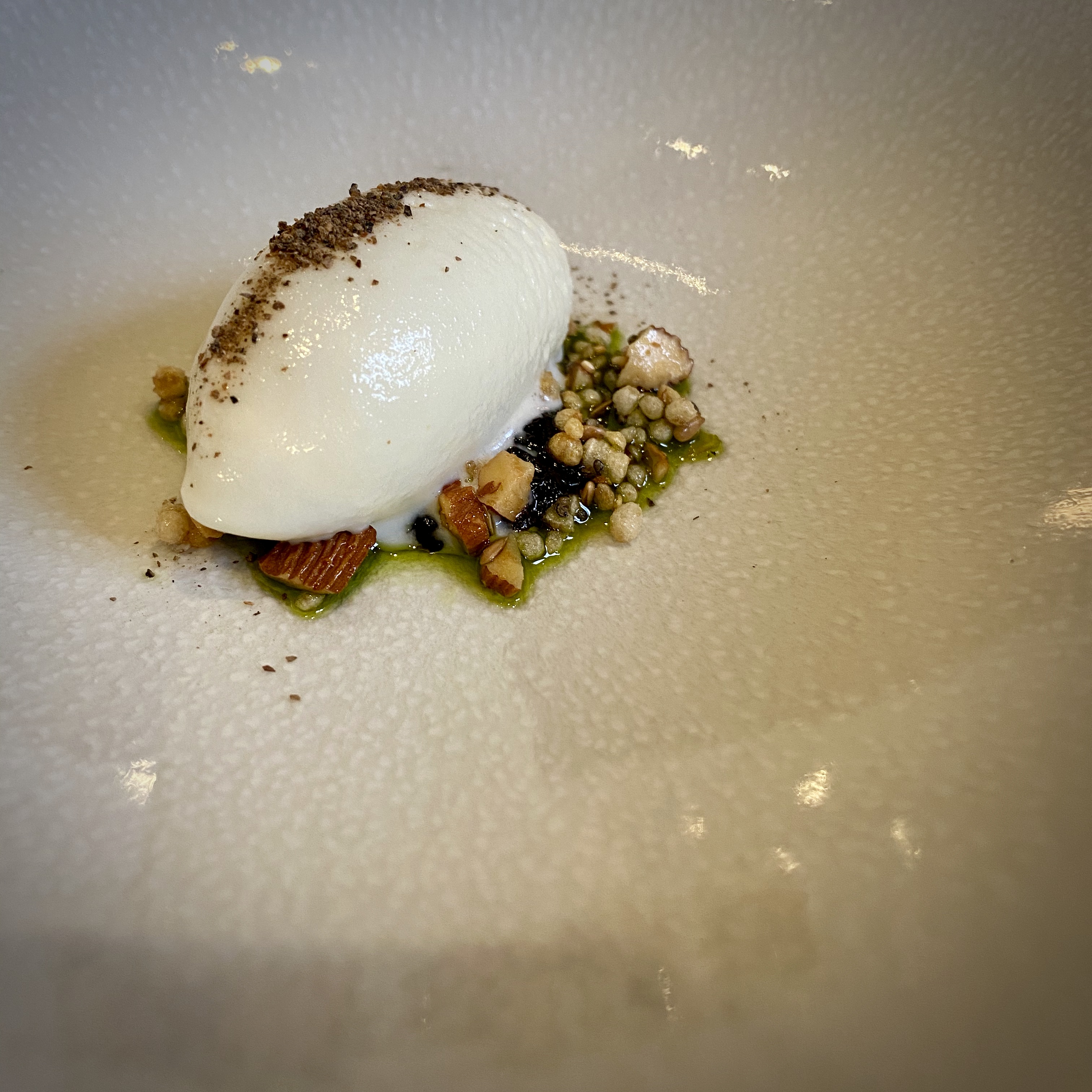 11F91A1C-4D36-470C-A34D-E29CD1FA5A1D_1_201_a